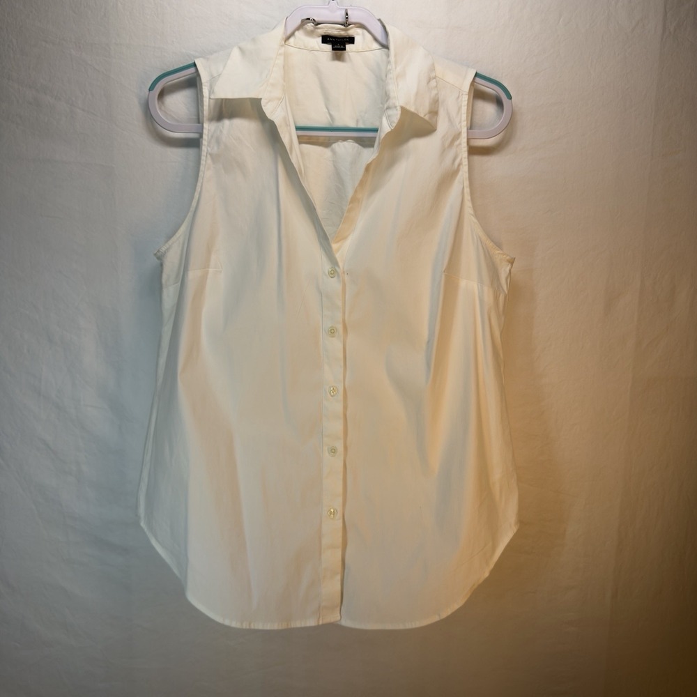 Ann Taylor Women's White Sleeveless Button Up Blouse Size Large - Office Casual